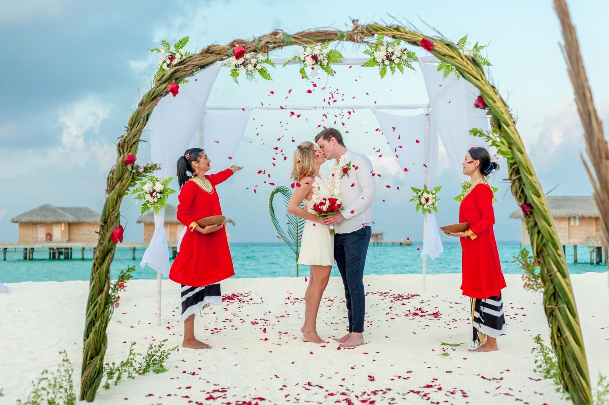 You & Me Maldives - Adults Only - Premium All-Inclusive Muravandhoo Dış mekan fotoğraf